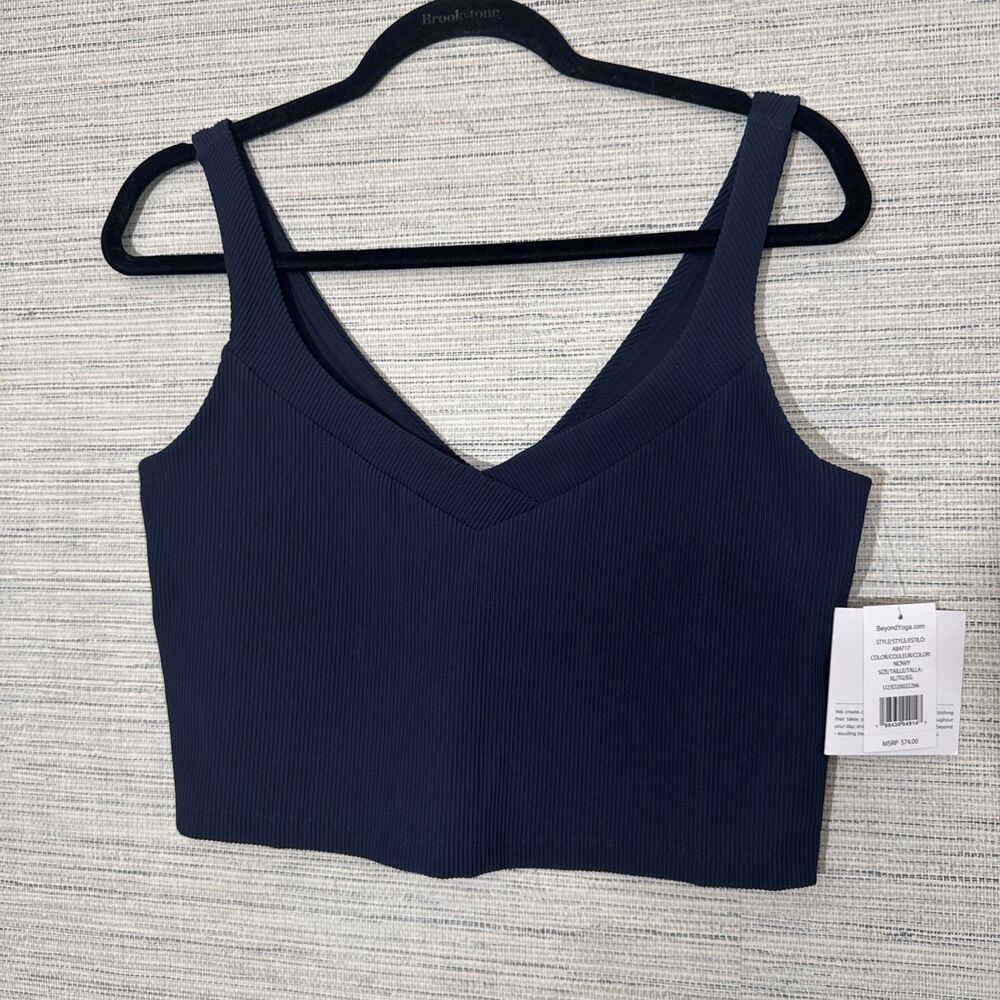 Beyond Yoga Navy Impulse Ribbed V-kneck Cropped Tank Top XL